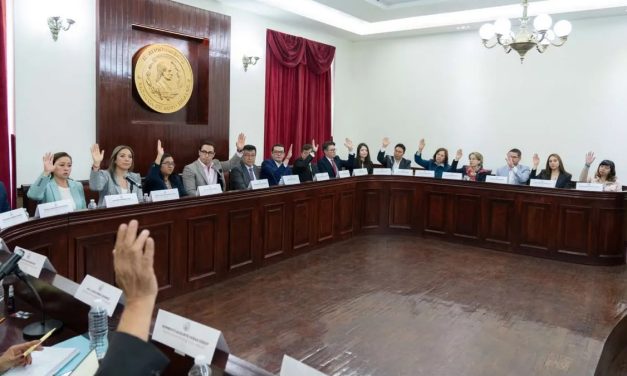 Reforma de contratos enfrenta posturas divididas en Cabildos