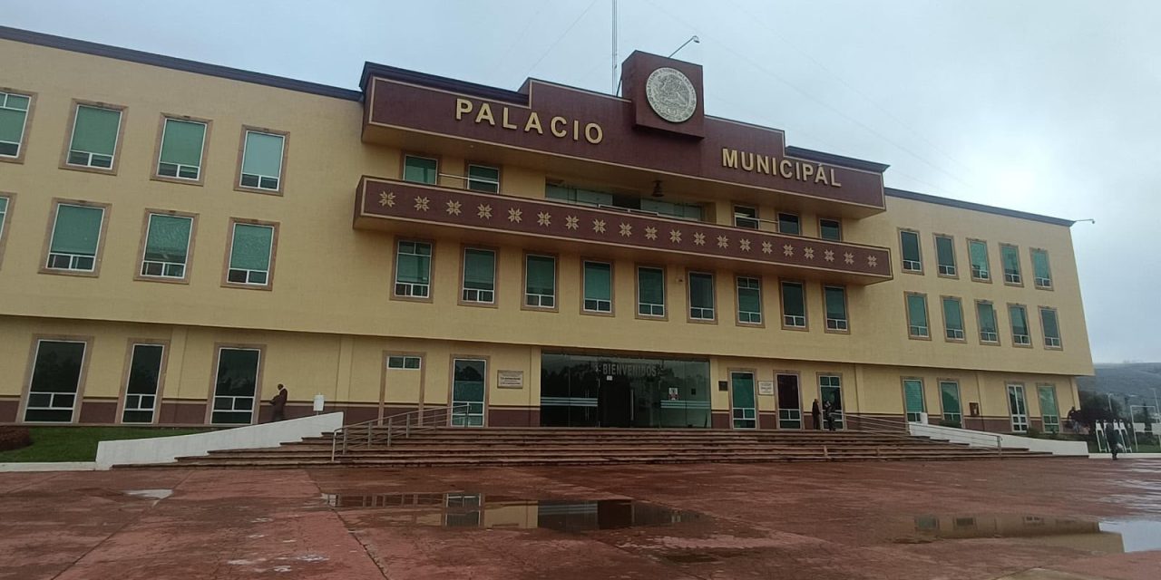 Analizan perfiles para Contraloría en Gobierno de Tulancingo