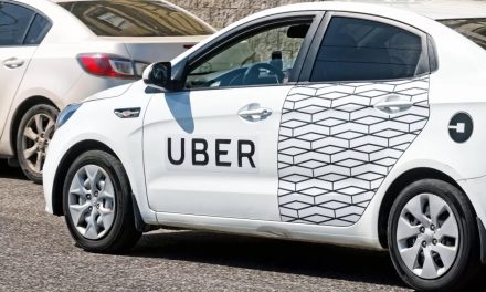 Semot no descarta consulta ciudadana por tema Uber