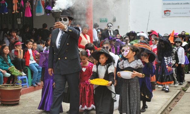 SEP prevé megapuente de cuatro días por Día de Muertos