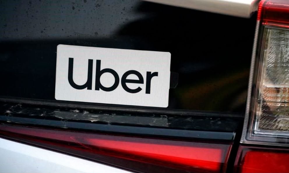 Congreso abrirá diálogo con Uber y taxistas para analizar regulación