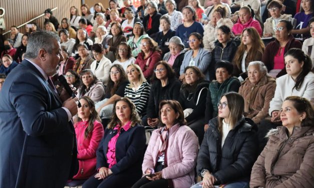 Fundación Doña Margarita socializa sobre cáncer de mama en Hidalgo