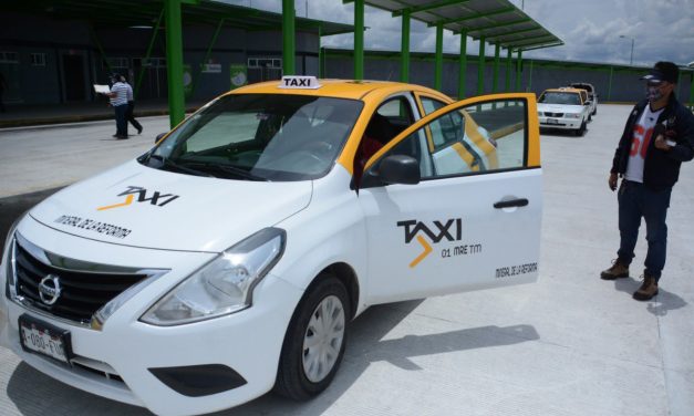 Taxistas de Hidalgo preparan su propia app ante posible llegada de Uber